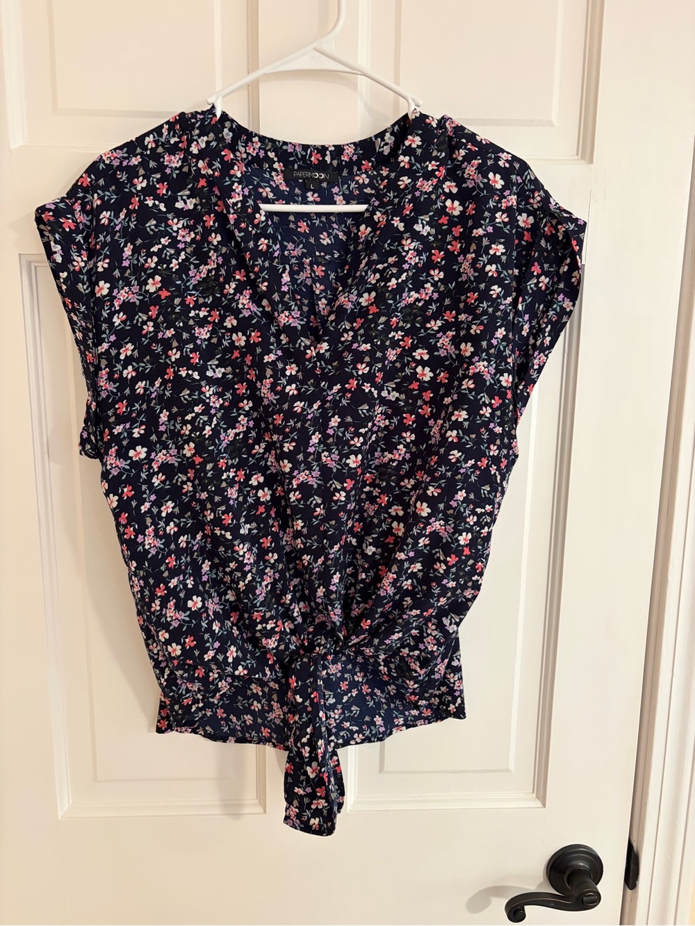 Papermoon Navy Floral Tie-Front women’s large Blouse